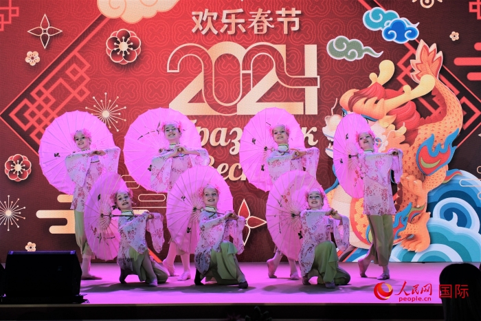 活動現(xiàn)場的精彩演出。于子恒攝