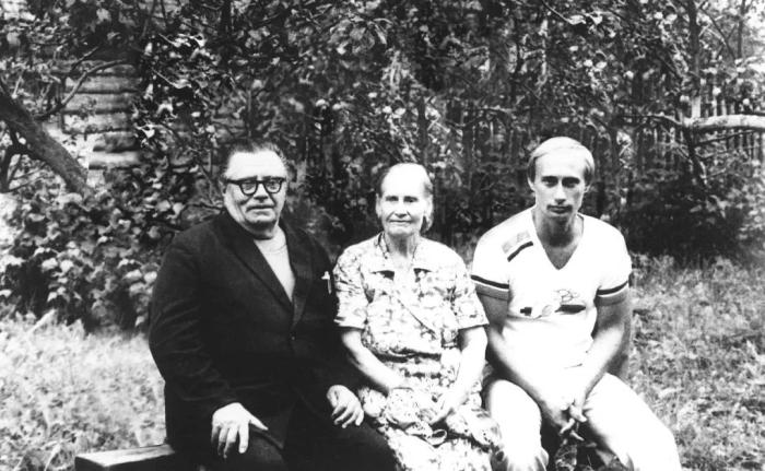 從圣彼得堡到莫斯科，普京從政大事記：下一個(gè)六年怎么走？