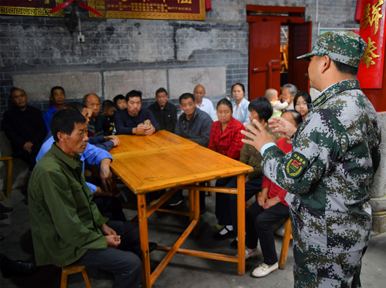 民兵學(xué)習(xí)宣講。受訪(fǎng)單位供圖