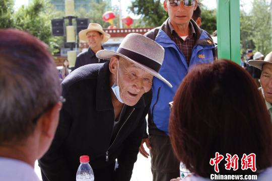 “雪域口福行”公益項目啟動西藏330名貧困中老年人將獲益