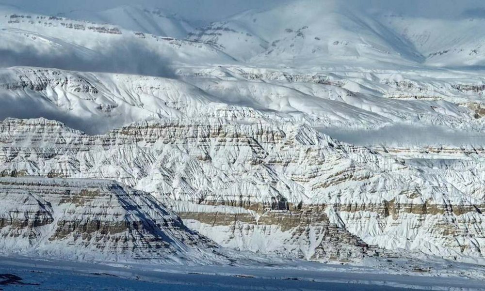 西藏阿里:雪后札達(dá)美如畫